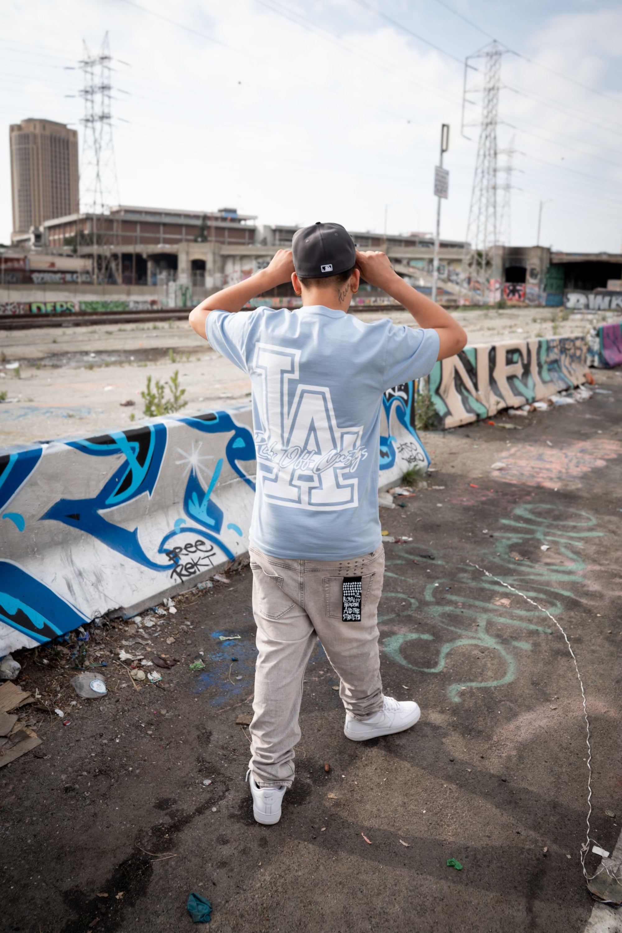 RICH OFF CUSTYS LA TEE- BLUE